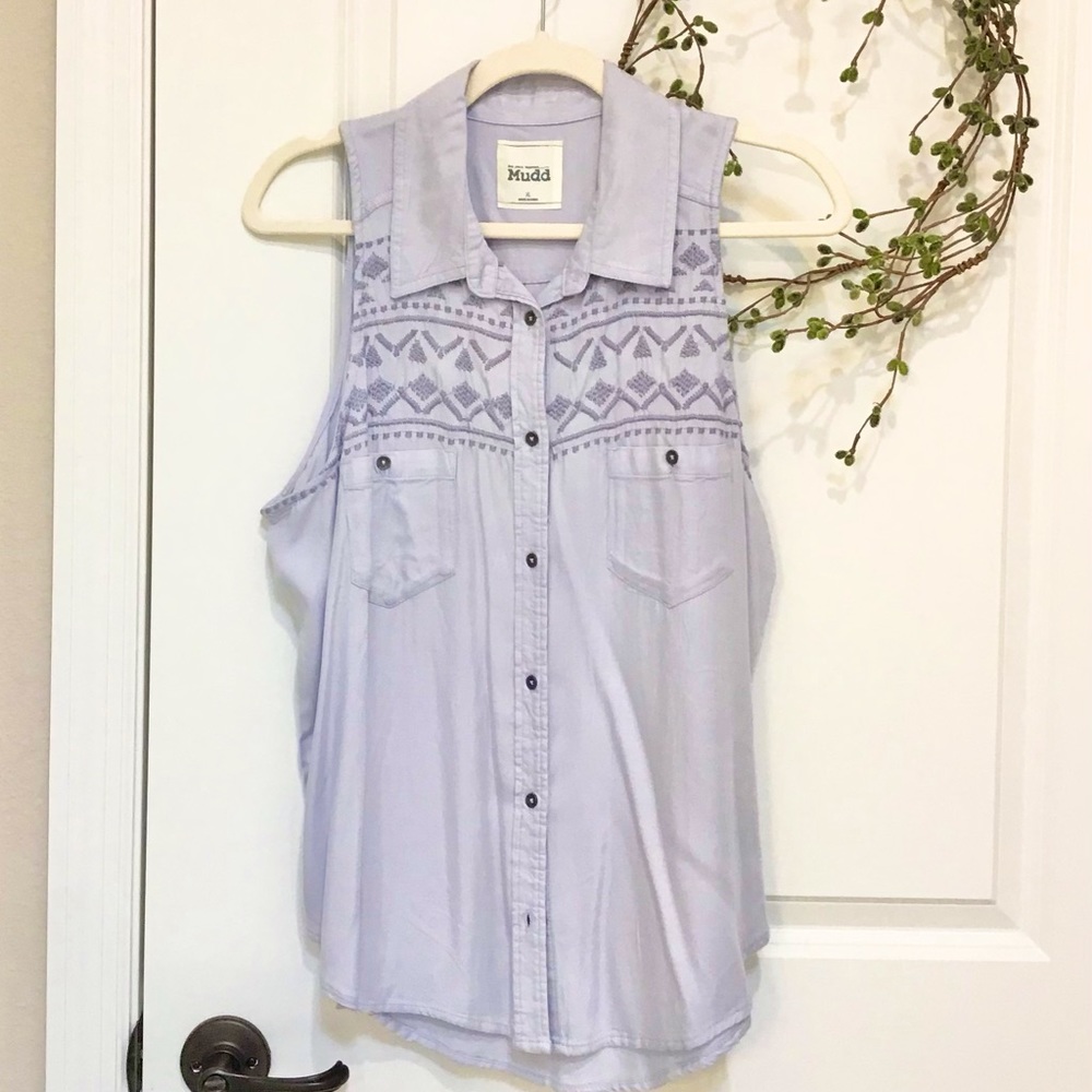 Mudd Sleeveless Embroidered Top, Size XL LIKE NEW